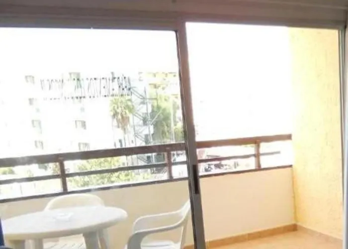 Juncos 2 - Pool And Yumbo *