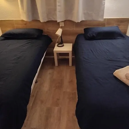 Juncos 2 - Pool And Yumbo